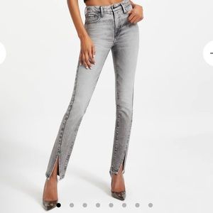 GOOD AMERICAN GOOD CLASSIC 32" INSEAM NWT  Unfortunately to big and long for me.